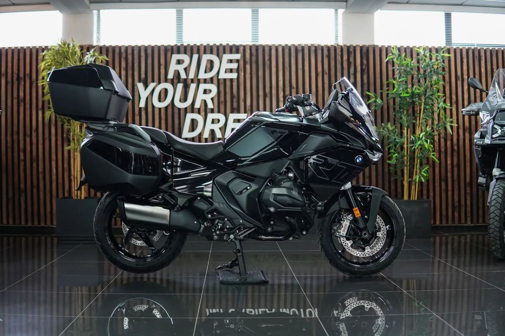 BMW R 1300 RT Triple Black ASA Automática