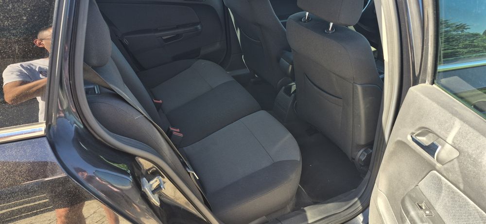 Opel Astra 1.6 benzyna