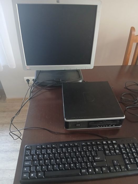 Retro PC HP zestaw gamingowy PC + monitor klawiatura core 2 duo 8 GB