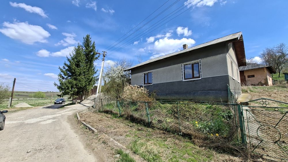 ТермПродаж житлового будинку. 84м² . ОТИНІЯ . 39соток. Комунікації