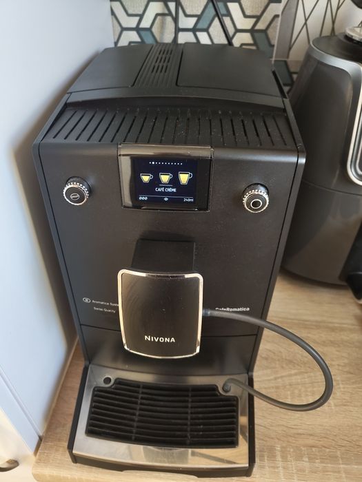 Ekspres do kawy Nivona 573 niski licznik kaw