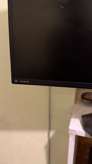 ASUS VG278QR 27” 165 Hz.