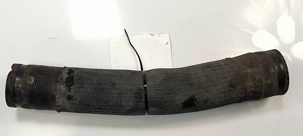 670004151 maserati ghibli 2999 tdi 2014 sedan biały wąż / rura interco