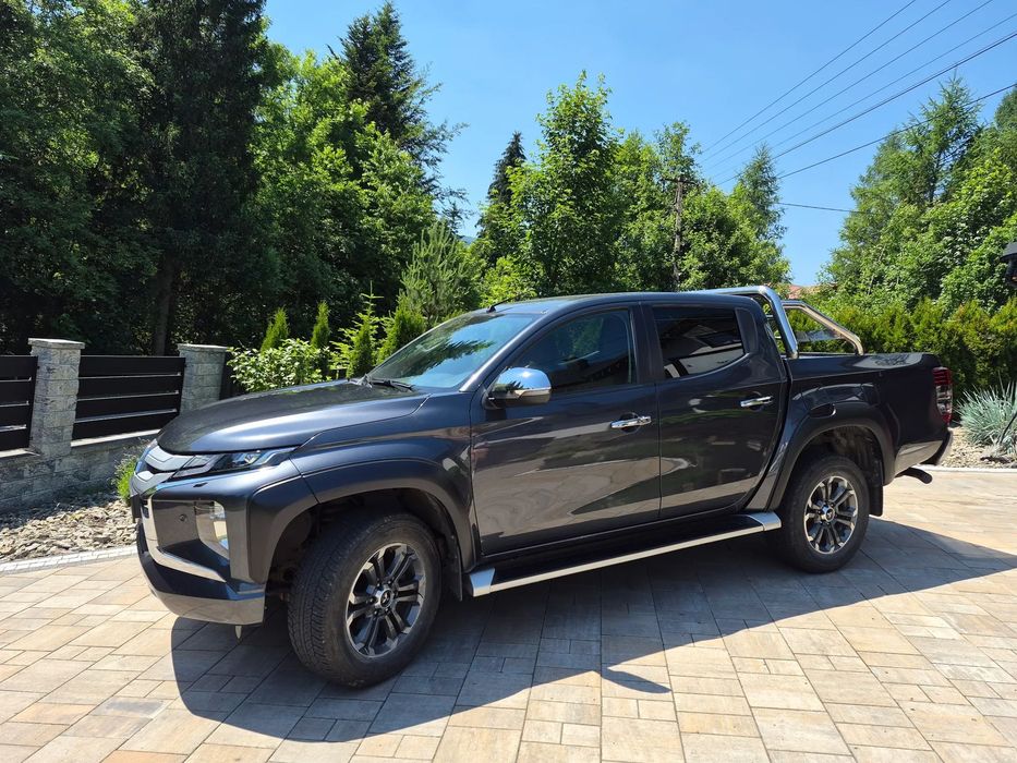 Mitsubishi L200 Pierwszy właściciel kupiony w Polskim salonie bezwypadkowy sta idealny