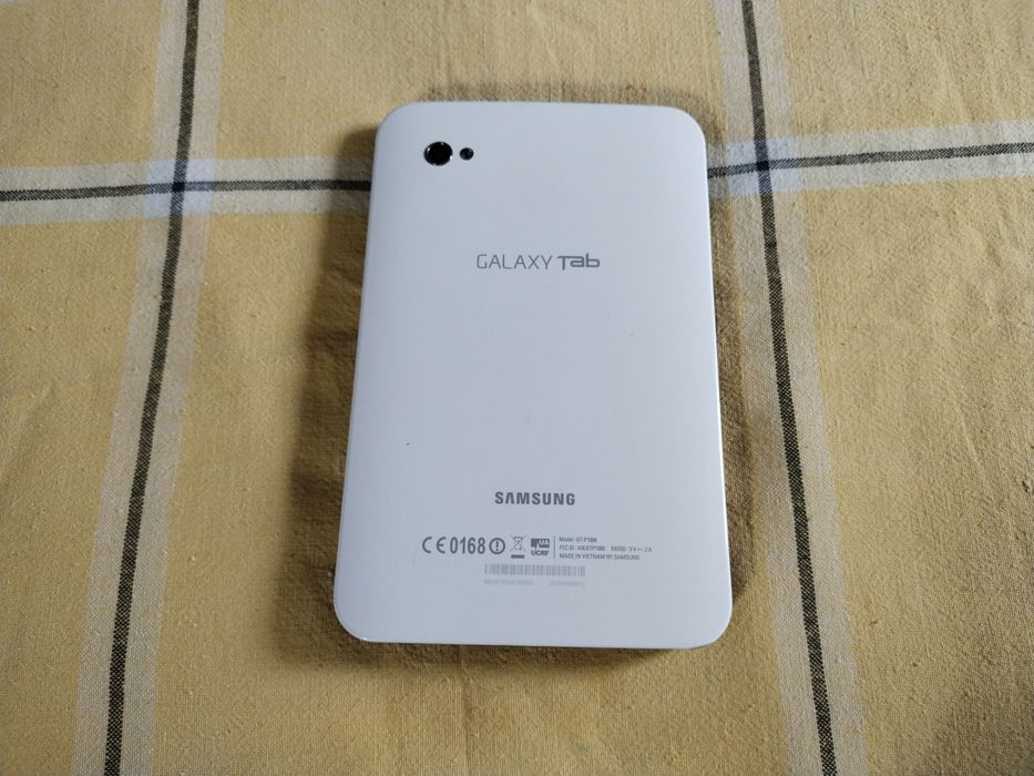 Samsung Galaxy Tab GT-P1000 (7") — Под восстановление или запчасти