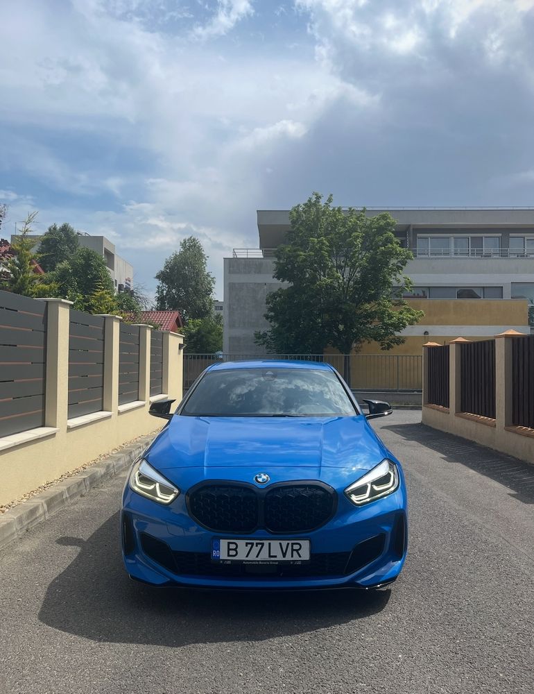 BMW M1 M135i xDrive AT