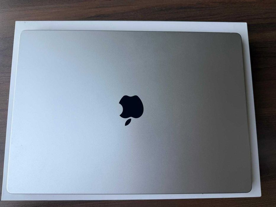 Macbook Pro 16 M1 1TB