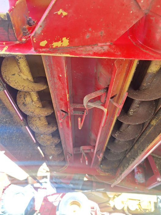Комбайн Massey Ferguson 16 20XP