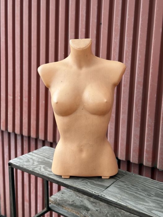 Manekiny torsy plastikowe - dużo sztuk
