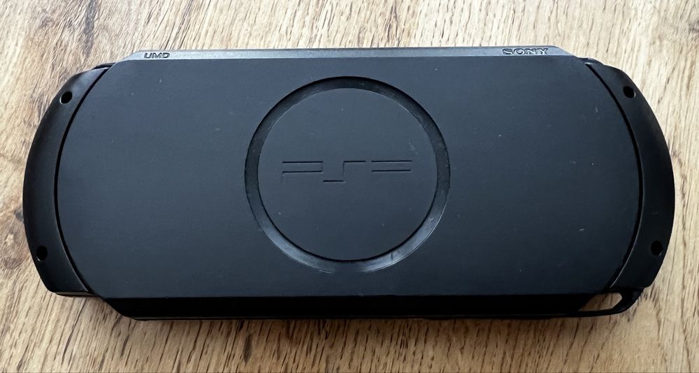 PSP Street E-1004 stan bardzo dobry