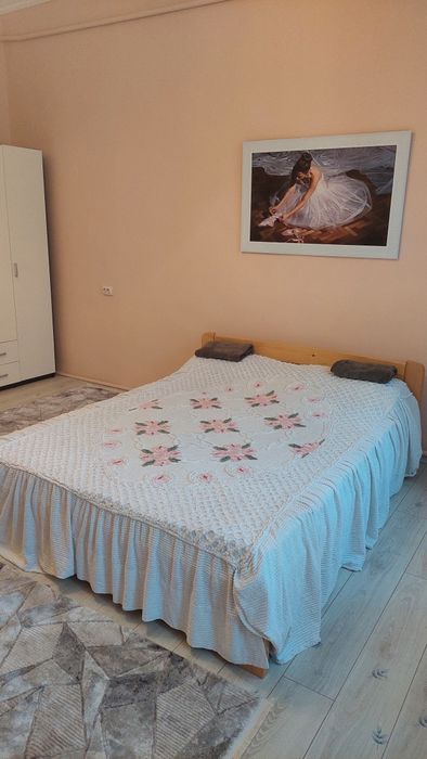 Подобово 1 кімнатна квартира в  центрі  -вул. О. Кобилянської,