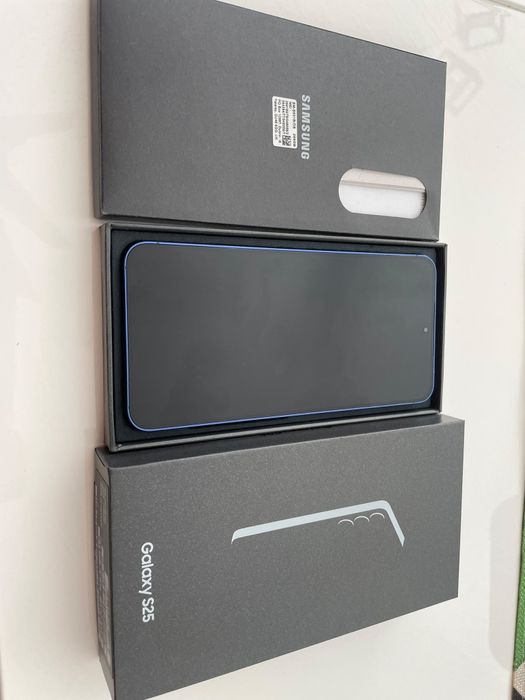 Samsung Galaxy S25 128 GB Dual SIM | Navy | Gwarancja