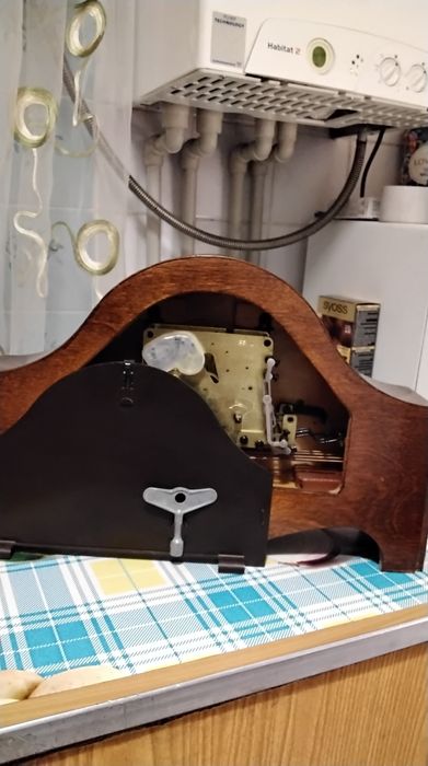 Годинник з боєм Весна.