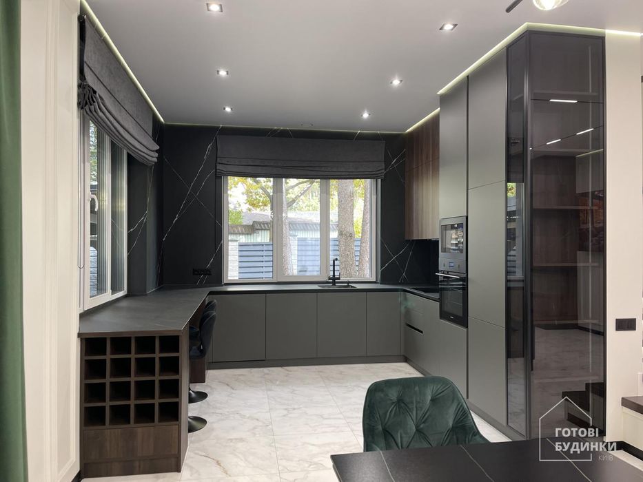 Будинок з меблями