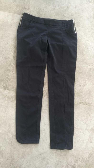 Czarne eleganckie spodnie S z zamkami