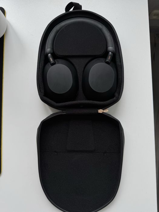 Sony WH-1000XM5 Black