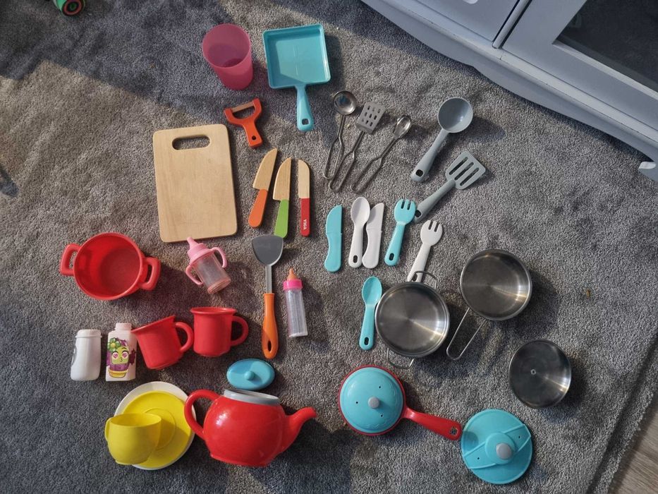 Kuchnia drewniana + mnóstwo akcesoriów