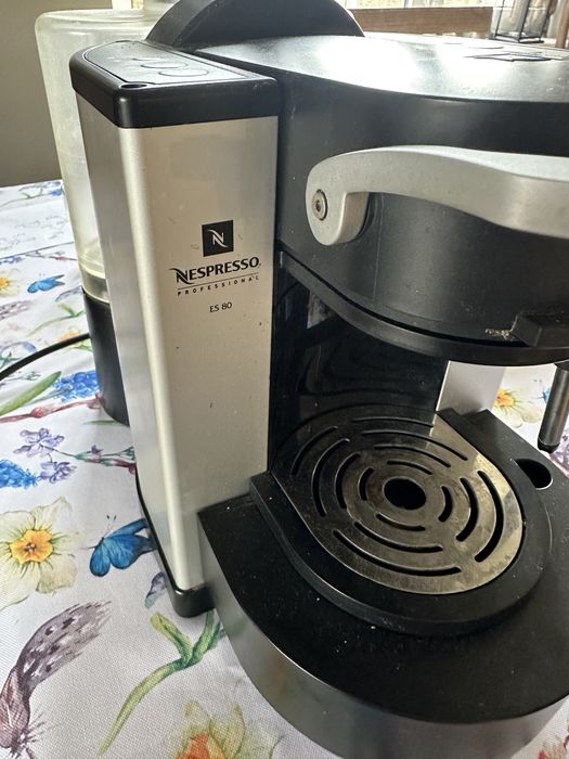 Nespresso ES 80 PRO stan DB