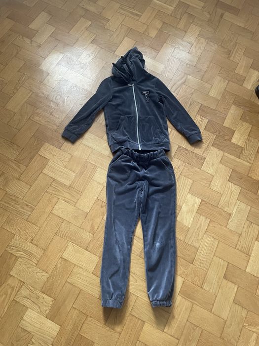 Спортивний костюм велюровий