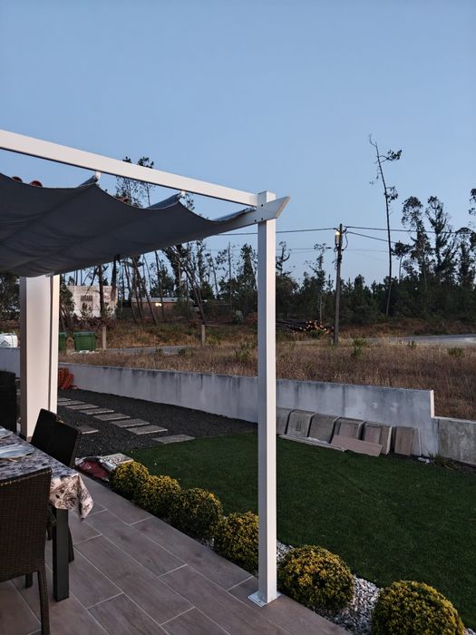 Pérgola branca 3x4M