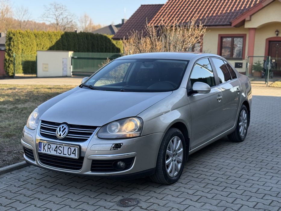 Volkswagen Jetta Salon PL 1.6mpi 102km