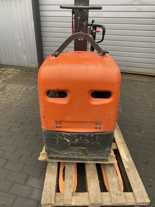 Zagęszczarka 500kg Husqvarna Lg504