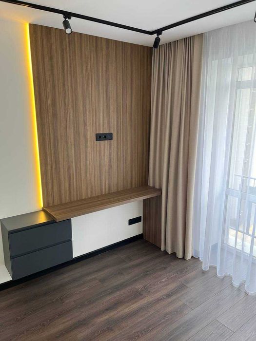 Кухня-вітальня + 2 окремі кімнати з дизайнерським ремонтом, 66,3 м²
