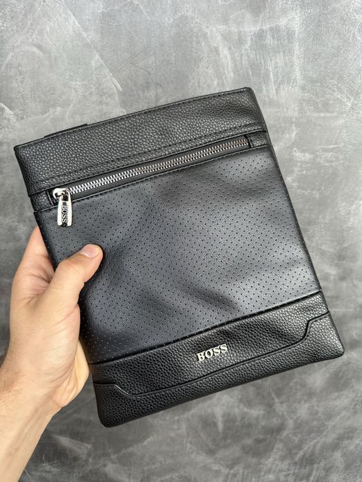 Купить мужскую сумку планшетку на  плече hugo boss   чоловіча барсетка
