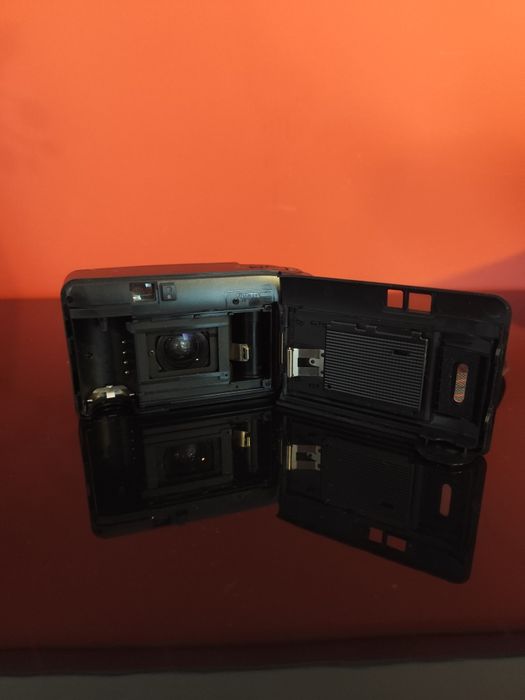 KONICA Big Mini super compact zoom