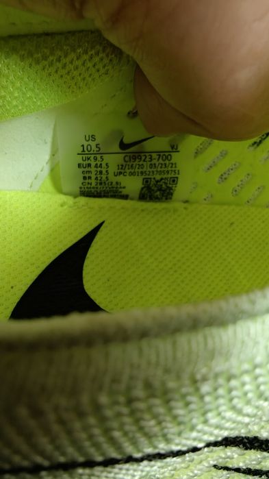 Оригінали Nike Air Zoom Tempo NEXT% Flyknit 44,5 Е