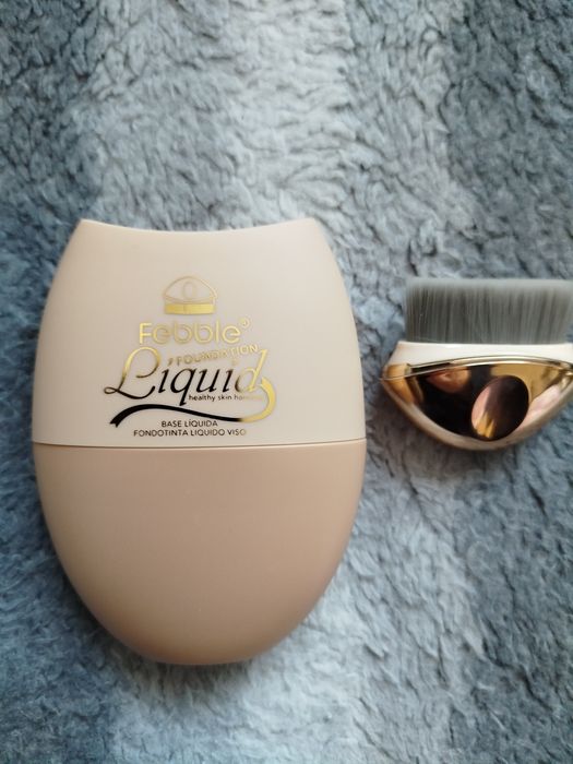 Podkład Febble z pędzelkiem kolor 06