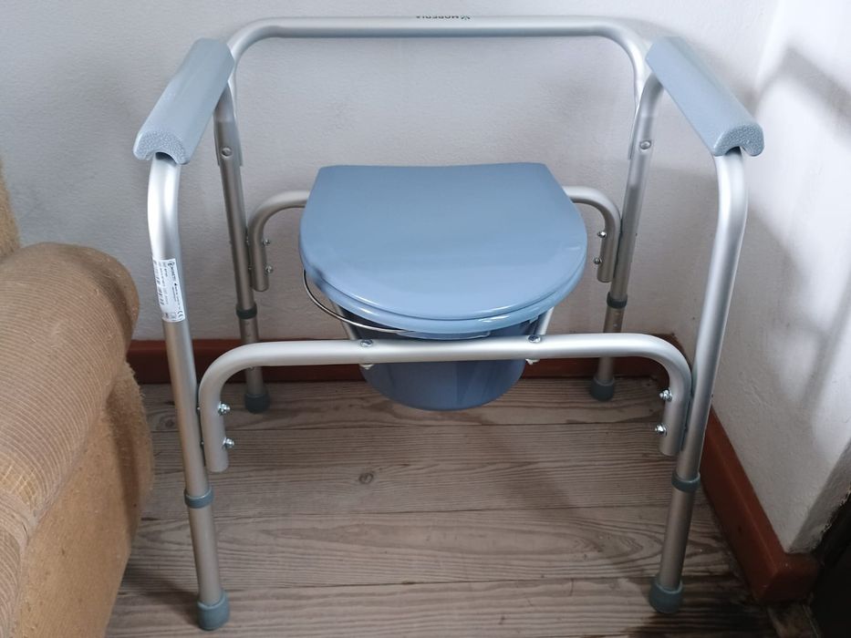 Cadeira WC mobilidade reduzida