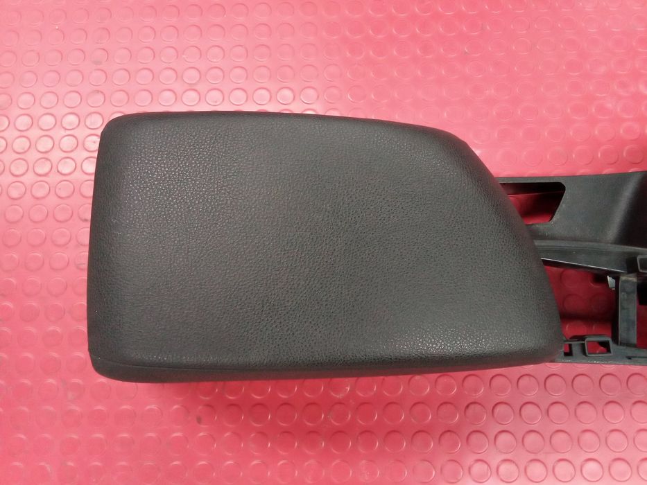 Apoio de Braço F000995 - BMW 1