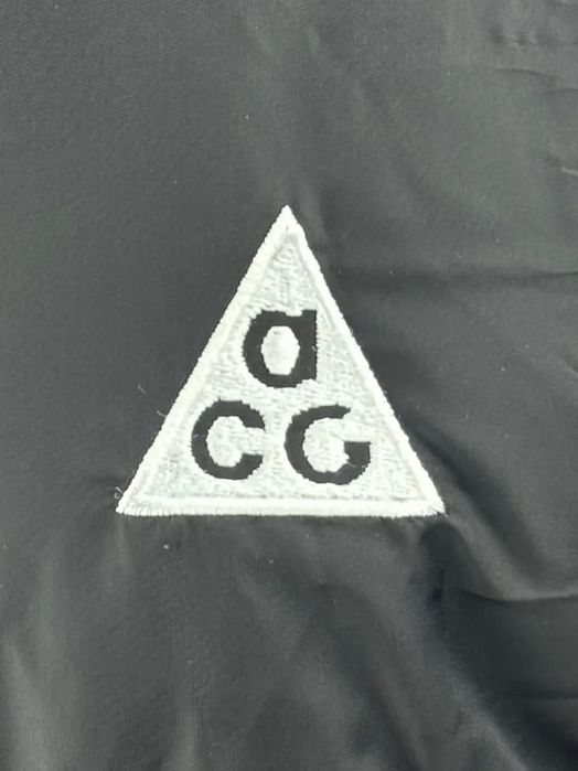 Зимовий пуховик Nike ACG чорний,розмір M, L, XL. Маломірить!