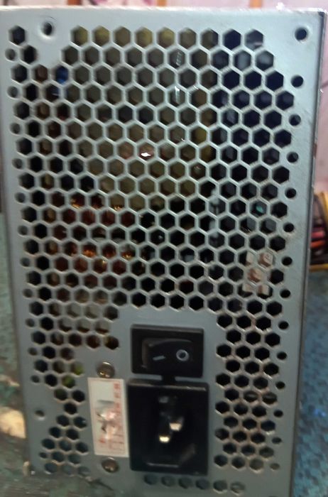 Продам комп'ютерний БП Chieftec GPS 350 TB-101A