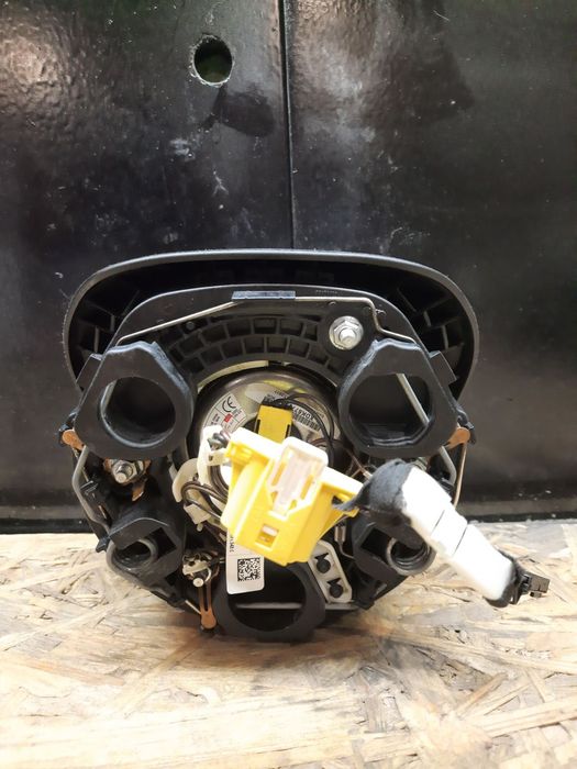 Подушка безопасности в руль  VW JETTA/PASSAT B 8/ Airbag/SRS/USA