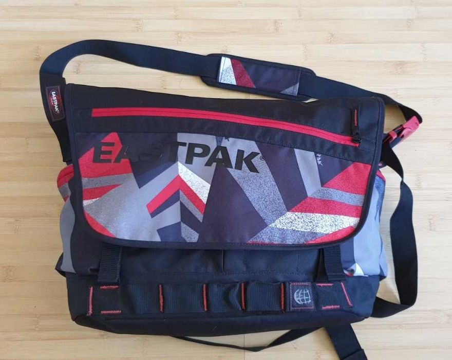 Oryginalna torba na ramię Eastpack, pojemna,Nowa