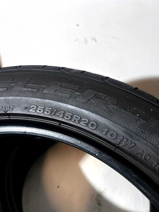 Pneus Bridgestone Dueller H/P - 255/45/20 - Como NOVOS