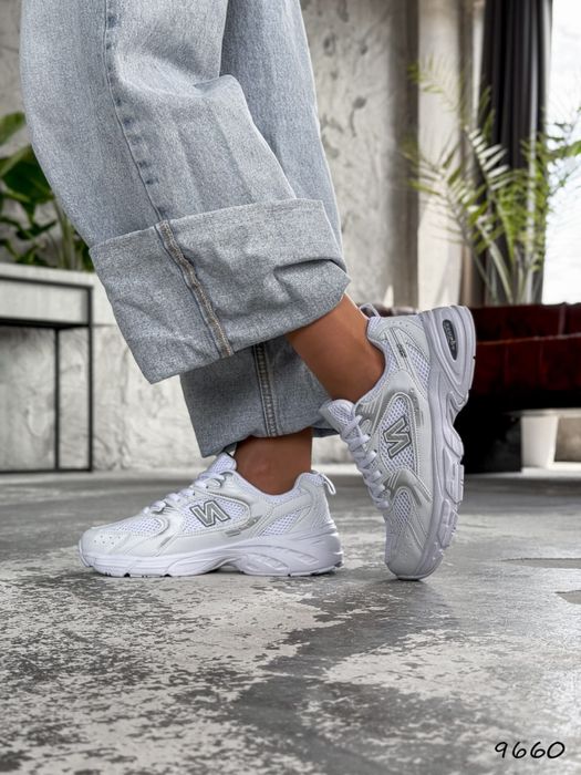 Кросівки жіночі N білі + срібло, екошкіра