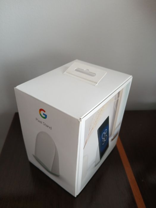 Google pixel stand 2