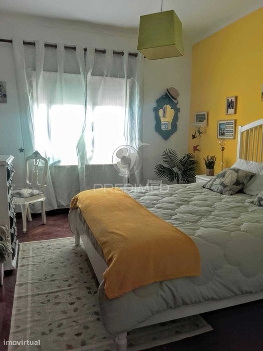 T3 com 110 m² no Fogueteiro — Espaço, luminosidade e localização!