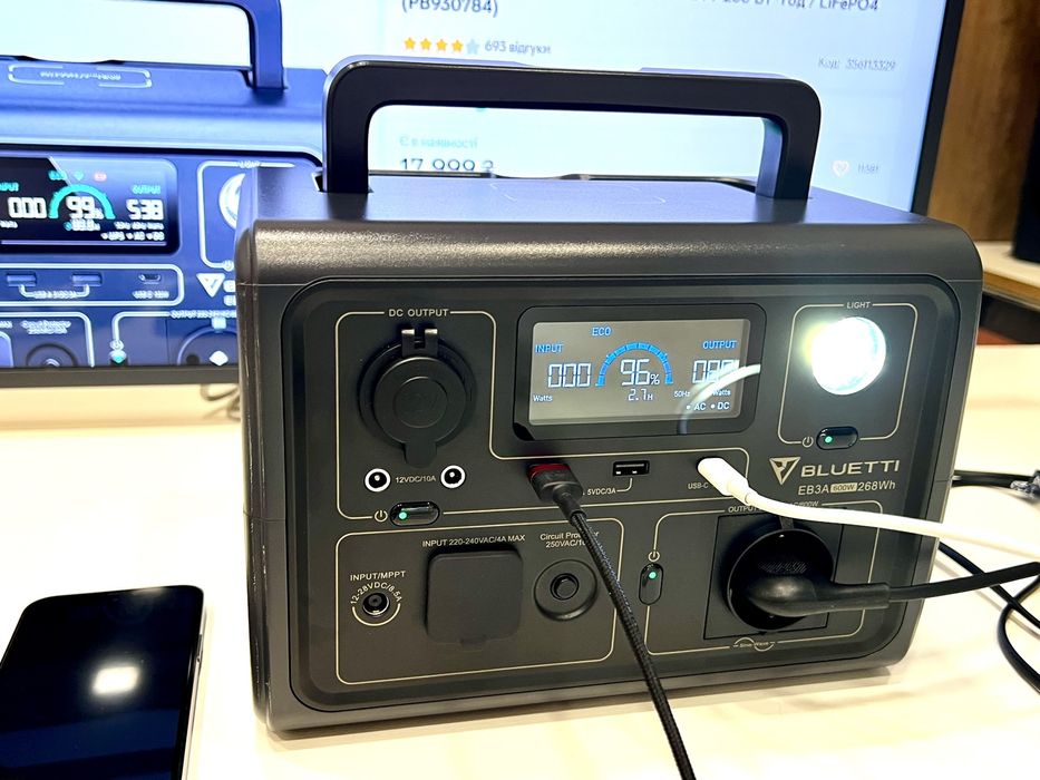 Зарядная станция Bluetti EB3A 220V