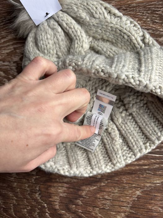 Жіноча шапка UGG