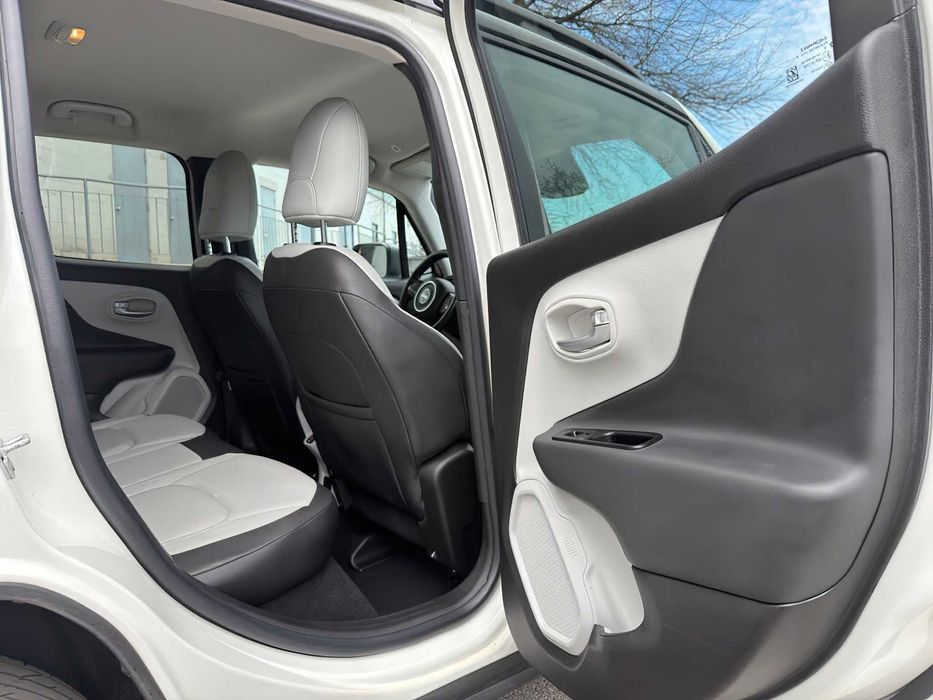 Jeep Renegade      2020