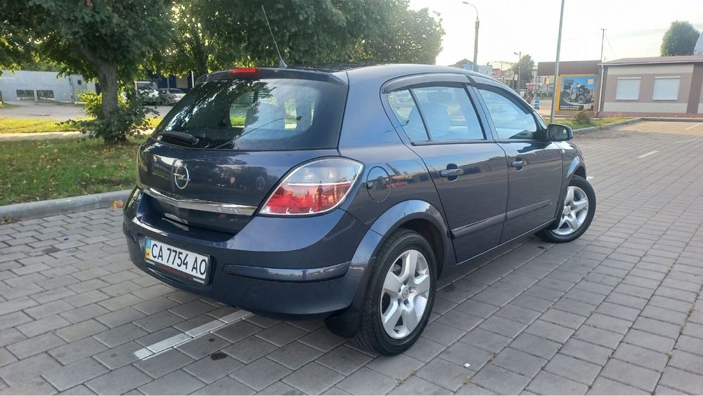 Продається авто Opel Astra H