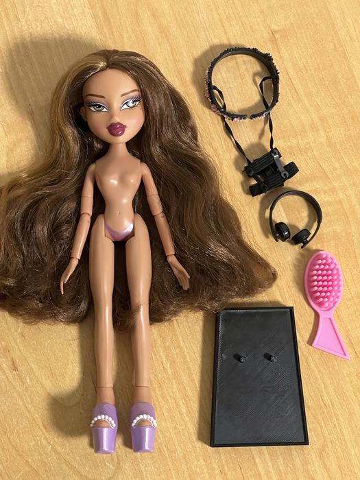 Кукла Bratz с аксессуарами