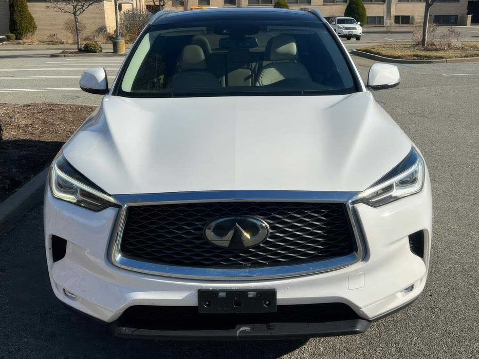 Infiniti QX50      2021
