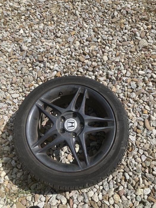 Felgi z oponami Honda Accord