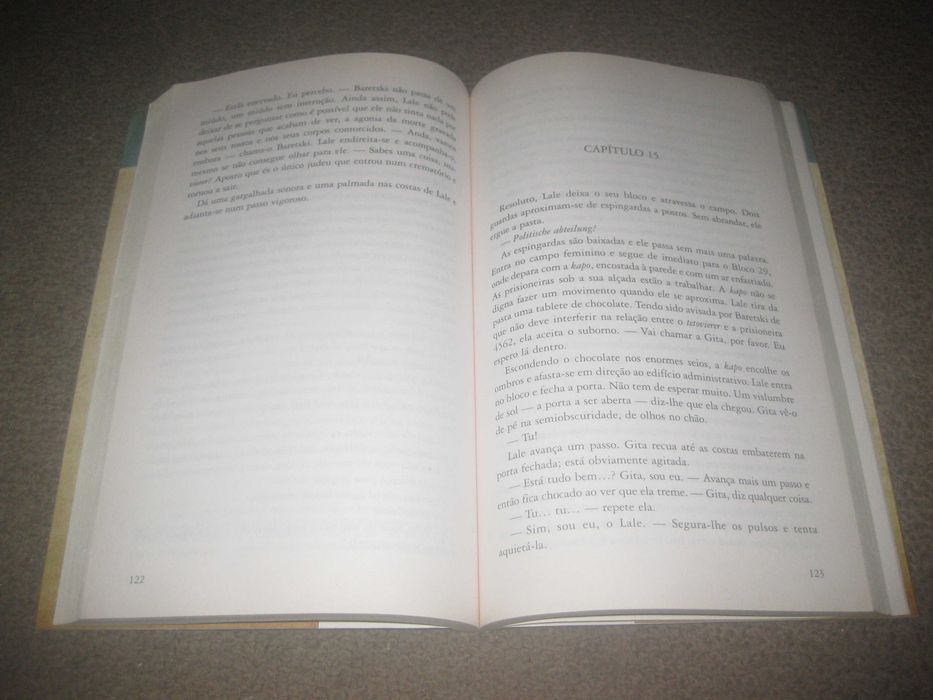 Livro "O Tatuador de Auschwitz" de Heather Morris