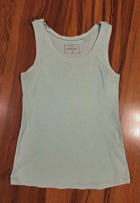 Podkoszulek w rozmiarze M